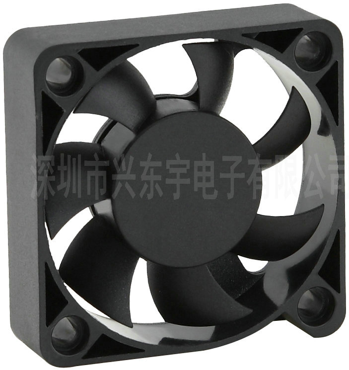 舞臺(tái)燈光散熱風(fēng)扇http://yydqwx.cn/products-detail.asp?cpid=121