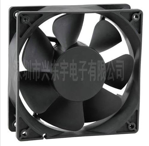 【雙滾珠交流風(fēng)扇】細(xì)心清理，專心制造！